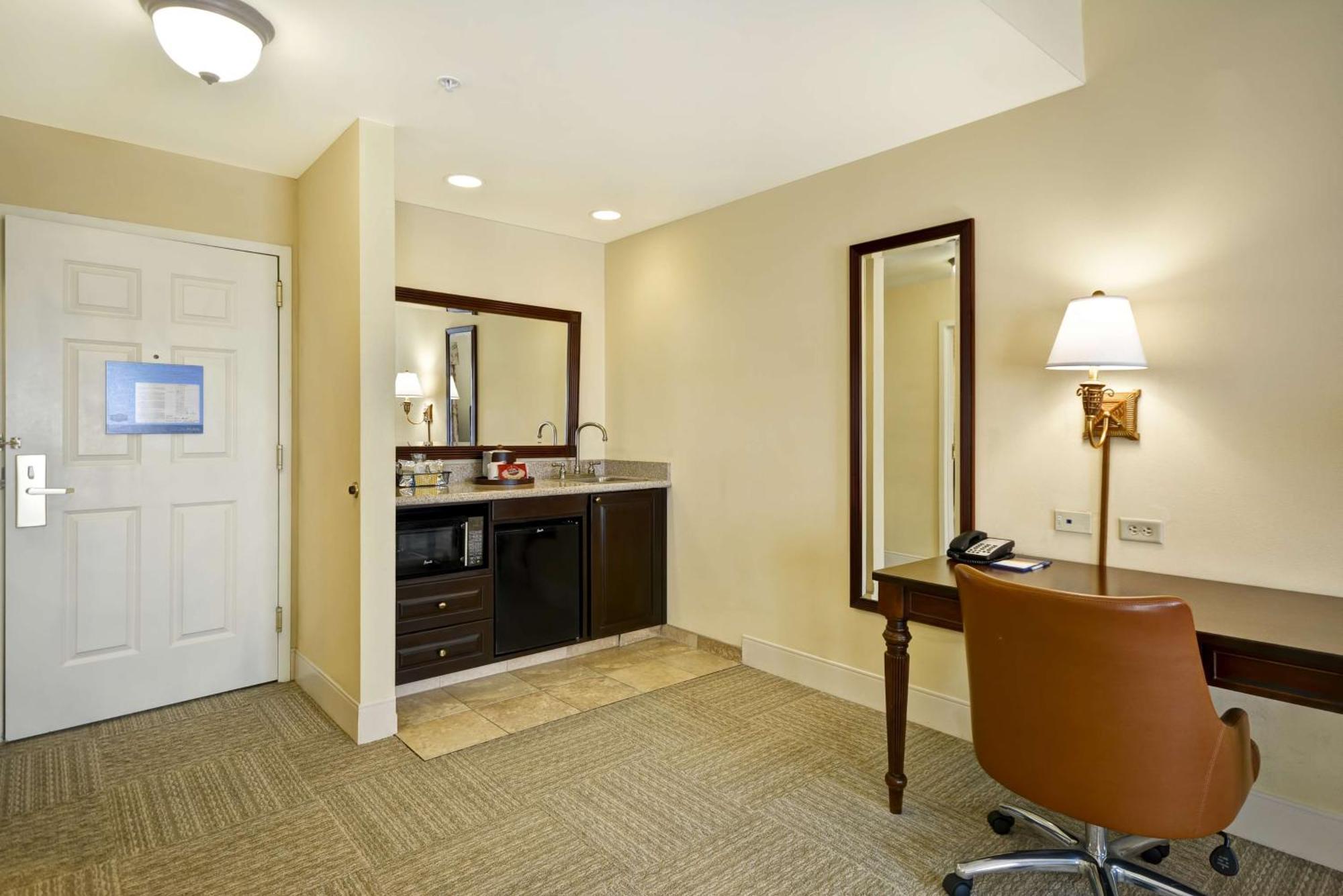 Hampton Inn & Suites Savannah Historic District Экстерьер фото