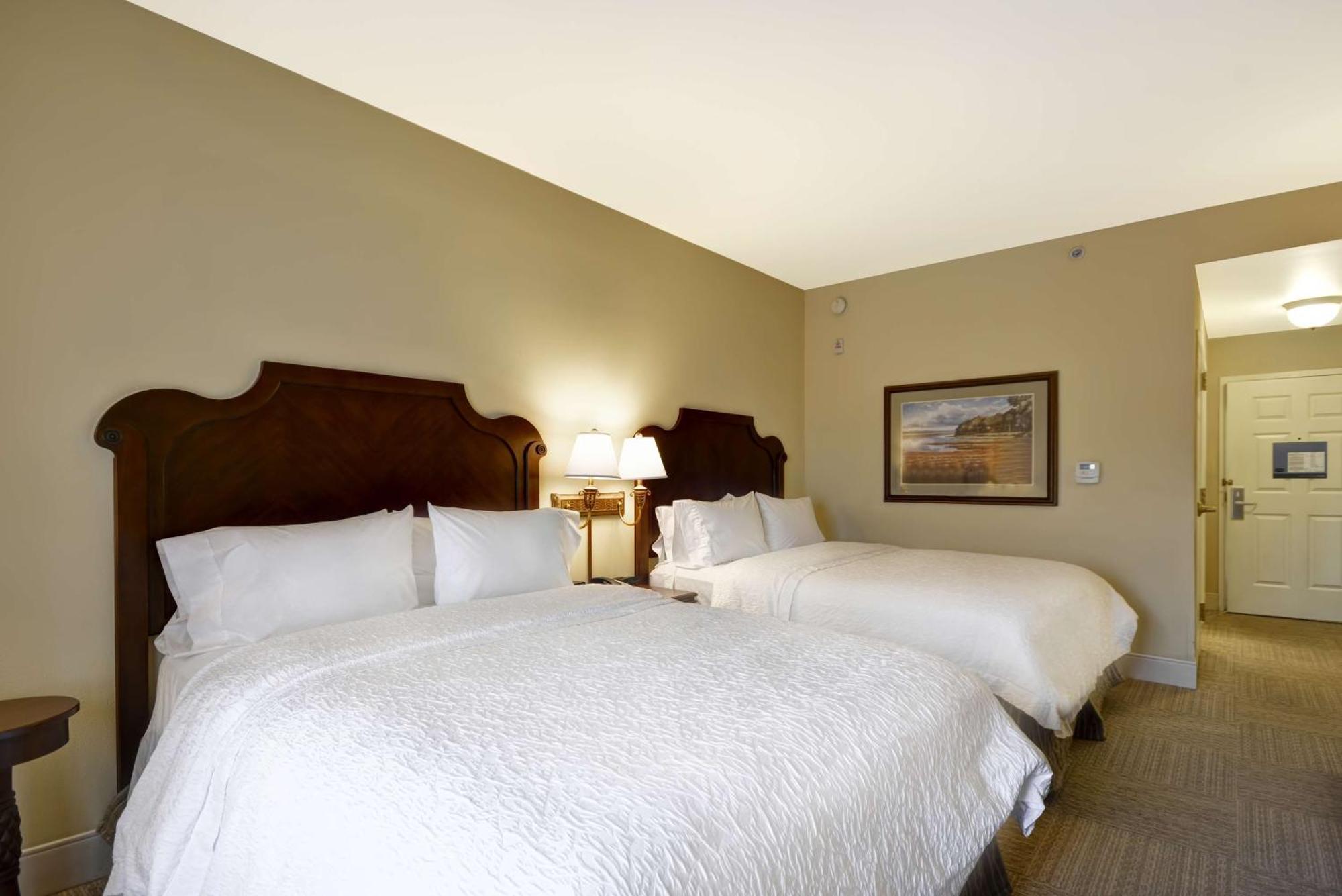 Hampton Inn & Suites Savannah Historic District Экстерьер фото