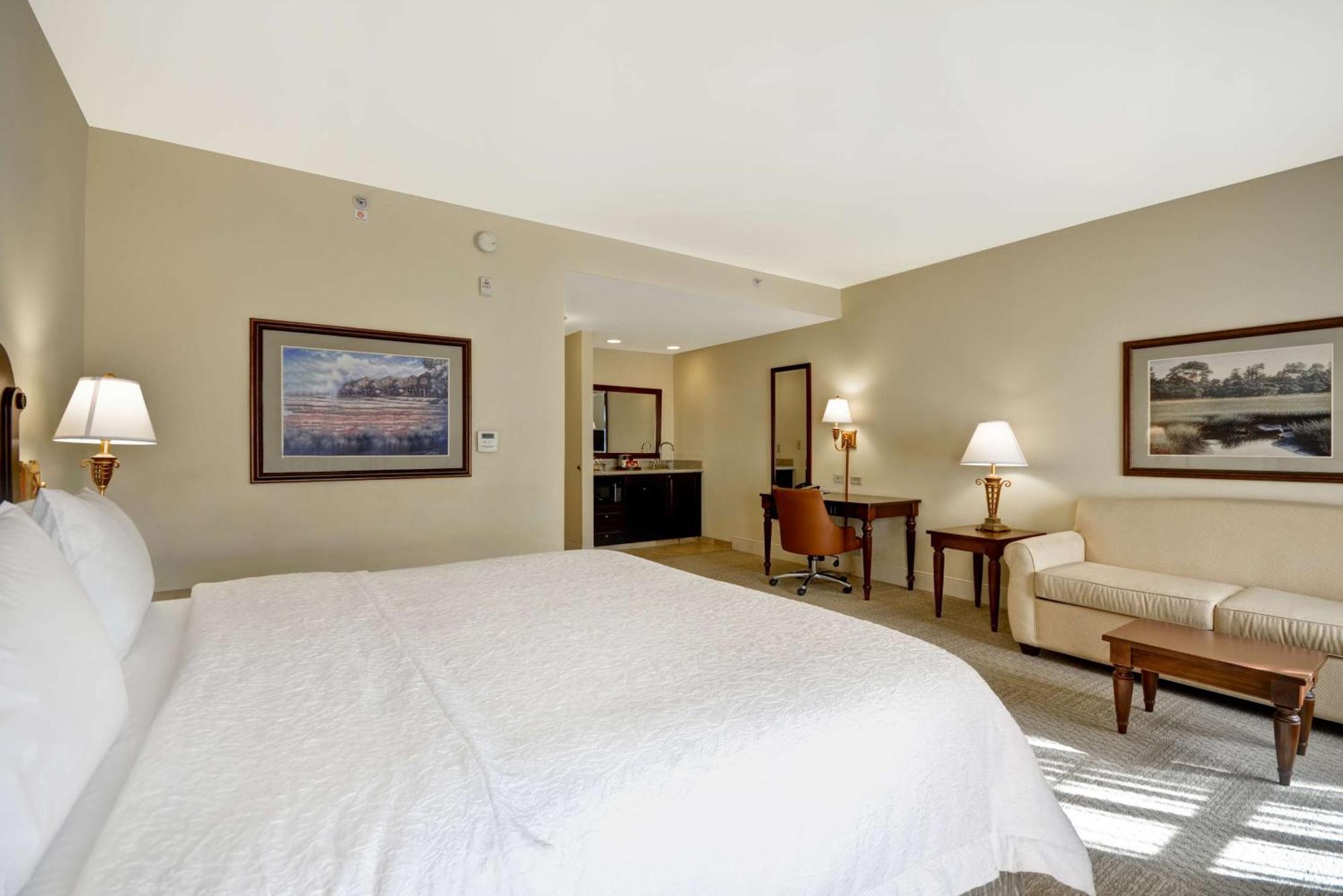 Hampton Inn & Suites Savannah Historic District Экстерьер фото