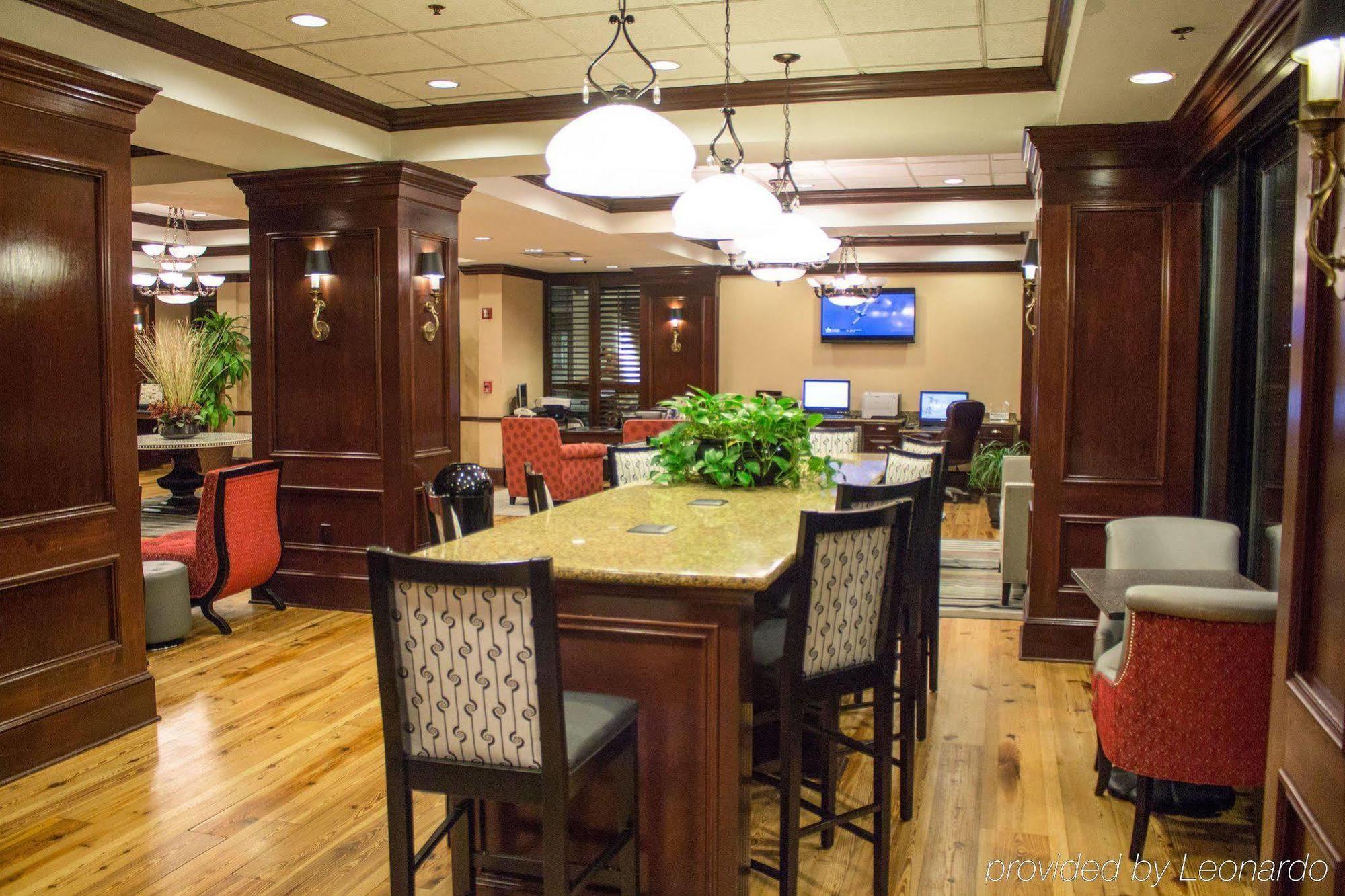 Hampton Inn & Suites Savannah Historic District Экстерьер фото